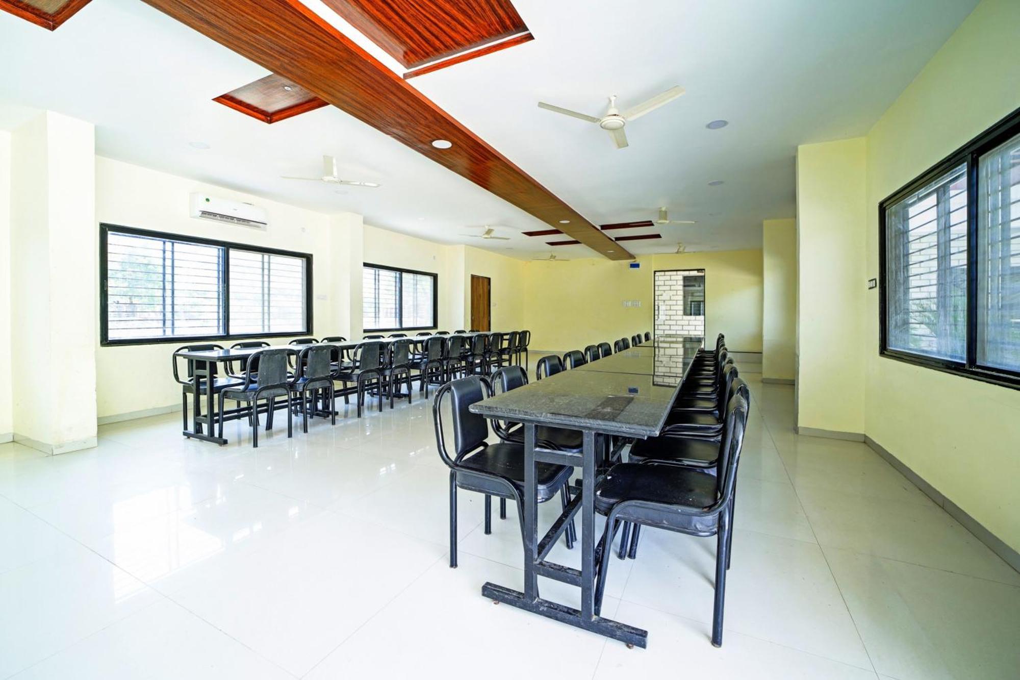 Hotel O Jvs Park Inn Ellora エクステリア 写真